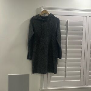 Guess dark gray sweater